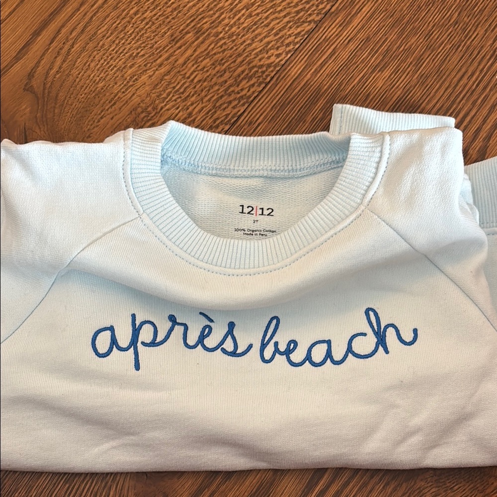 12|12 Sweatshirt with Embroidered Apres Beach BRand New